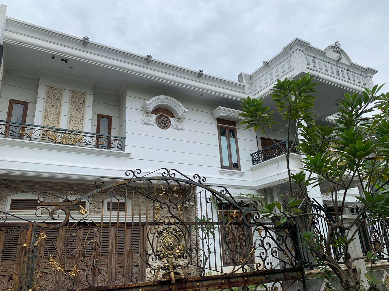Rumah Dijual di Tropikana Jababeka Cikarang